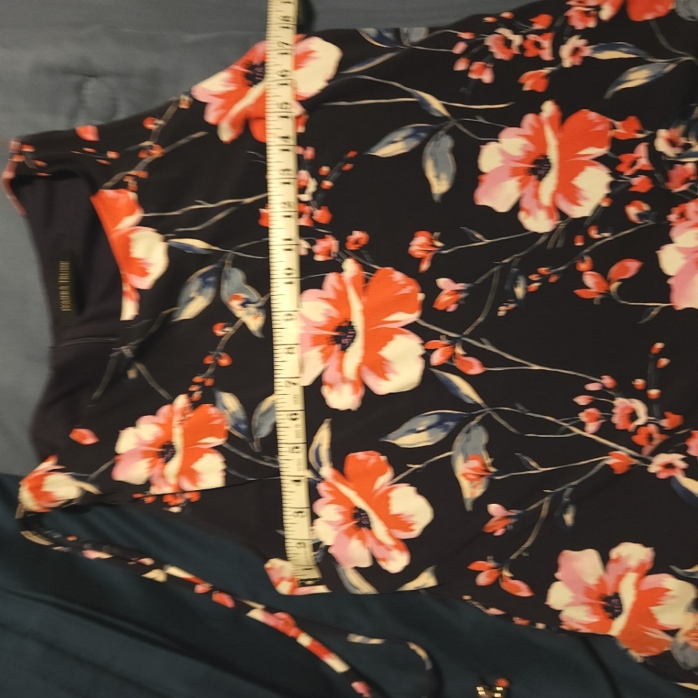 Ivanka Trump floral dress - Picture 5 of 7